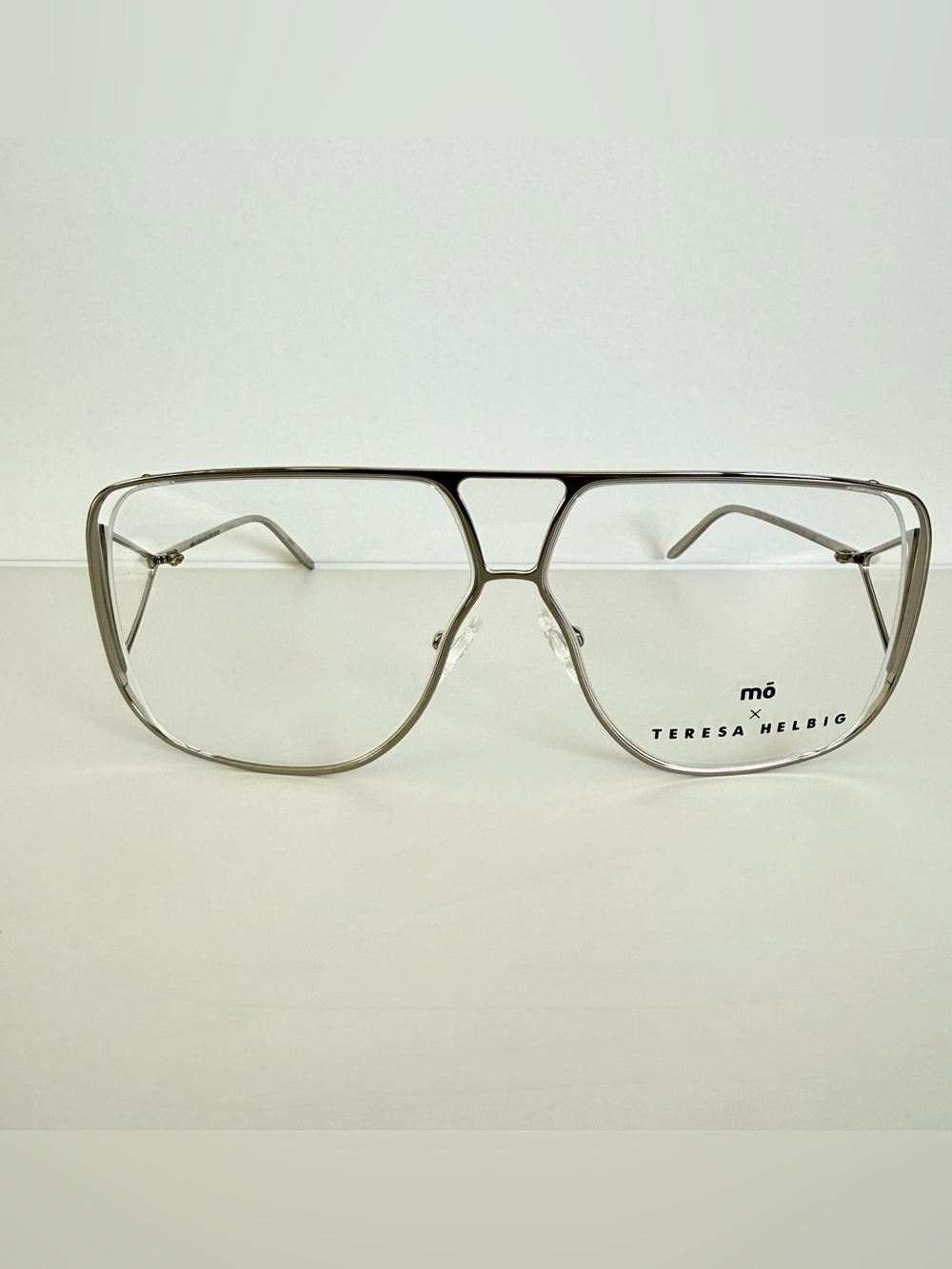 NEW!!! MO European brand metal eyeglasses Retail 320$